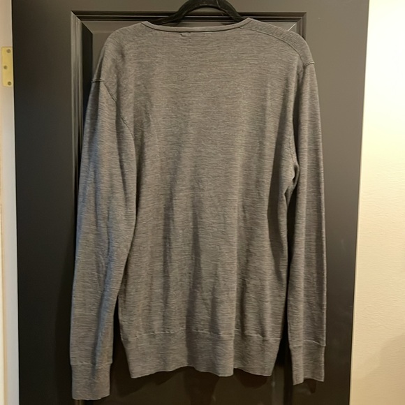 John Varvatos V-Neck Sweater 100% Merino Wool - Picture 4 of 4